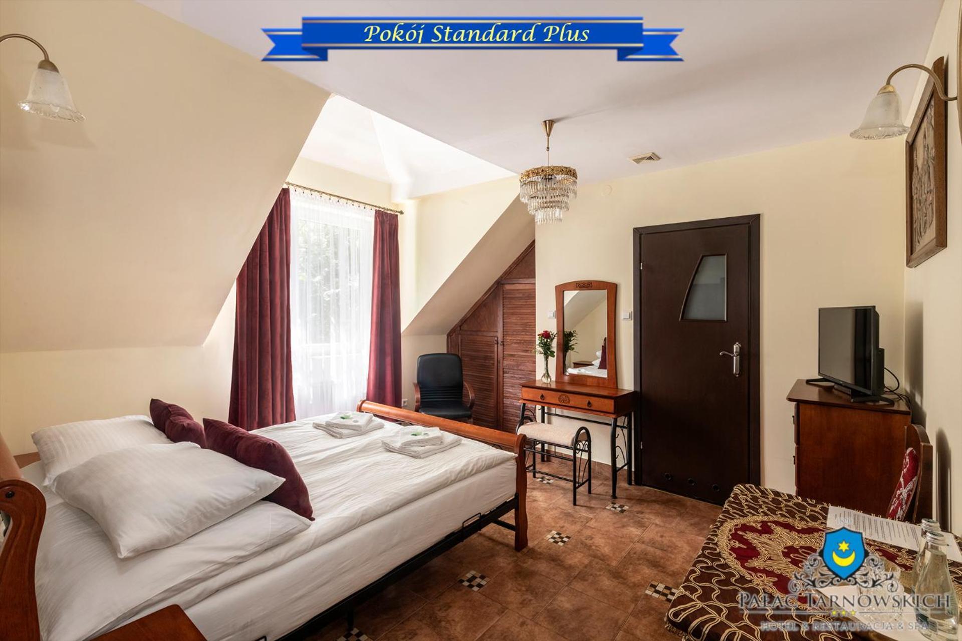Palac Tarnowskich Hotel & Restauracja & Spa Ostrowiec Świętokrzyski Εξωτερικό φωτογραφία