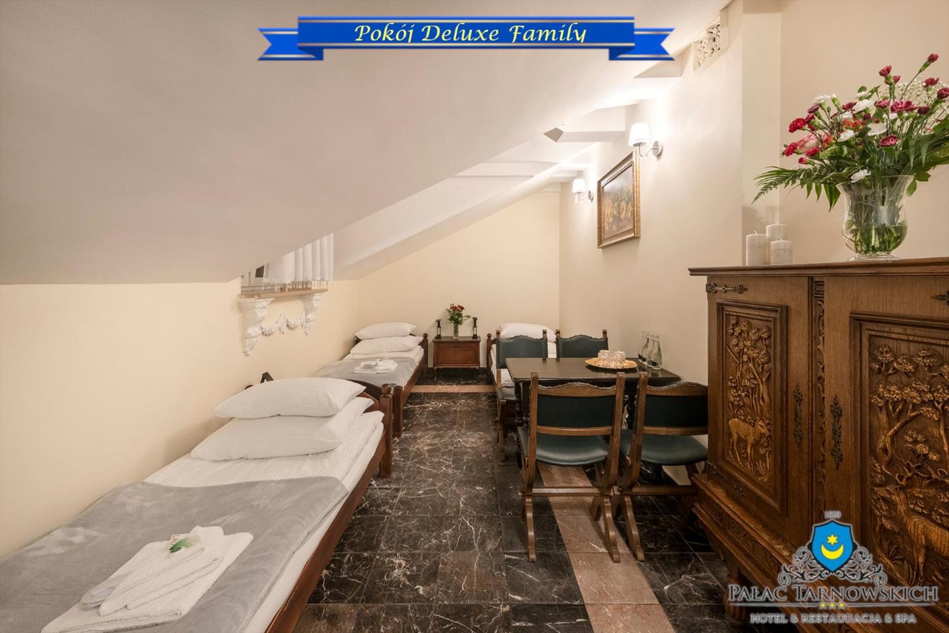 Palac Tarnowskich Hotel & Restauracja & Spa Ostrowiec Świętokrzyski Εξωτερικό φωτογραφία