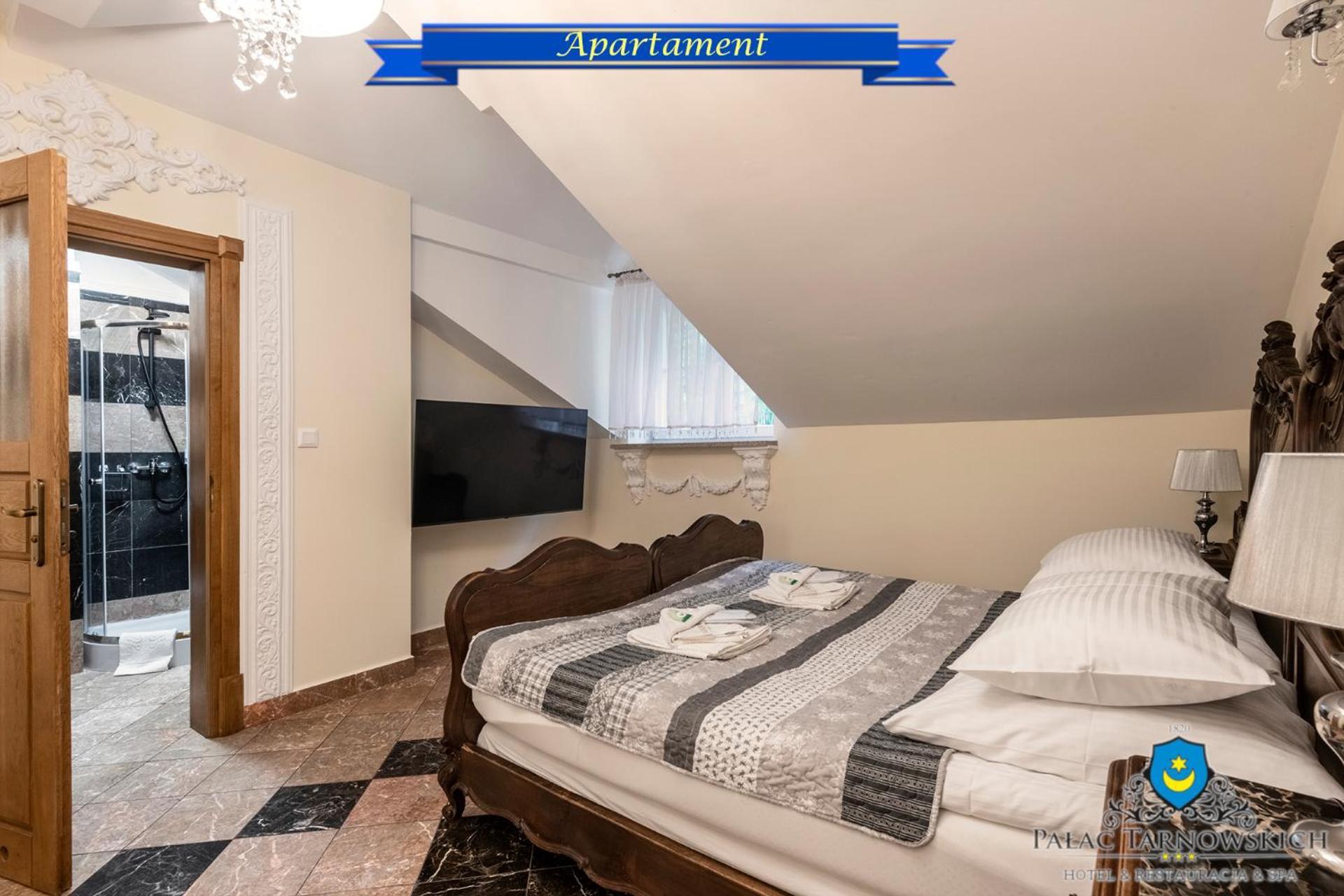 Palac Tarnowskich Hotel & Restauracja & Spa Ostrowiec Świętokrzyski Εξωτερικό φωτογραφία